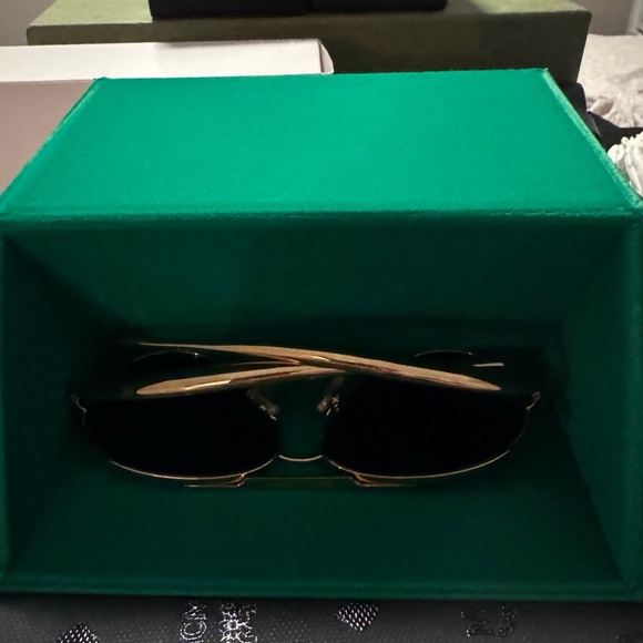 Bottega Veneta Sardine Sunglasses - Picture 6 of 8